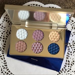 Stila Blue Realm eyeshadow palette